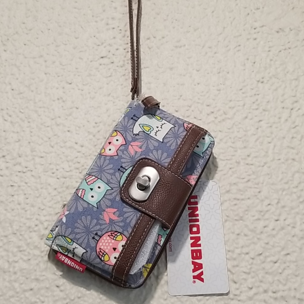 Unionbay wristlet/wallet
